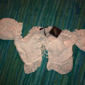 Zaful Ruffle Off-Shoulder Crop